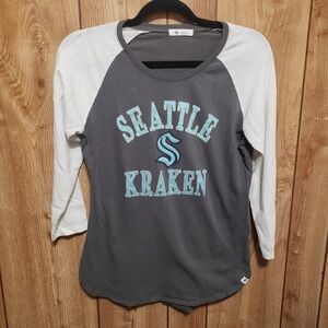 Seattle Kraken NHL Small Hockey Lightweight 3/4 Sleeve Shirt Gray/ Cream